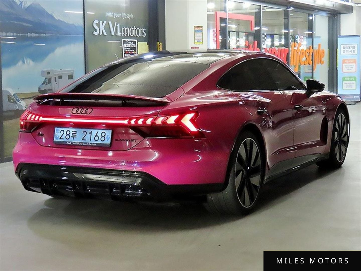 Audi e-tron GT 2022 — миниатюра 4