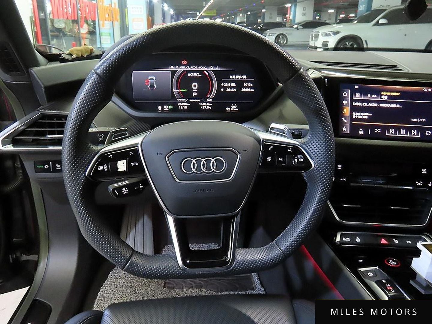 Audi e-tron GT 2022 — миниатюра 8