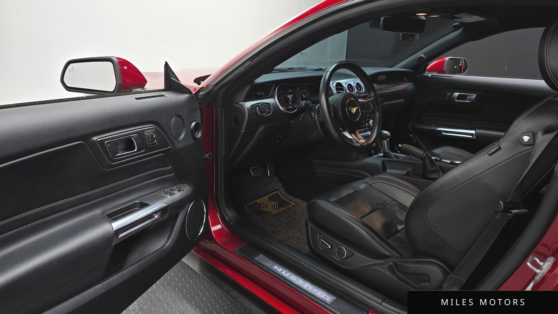 Ford Mustang 2019 — миниатюра 10