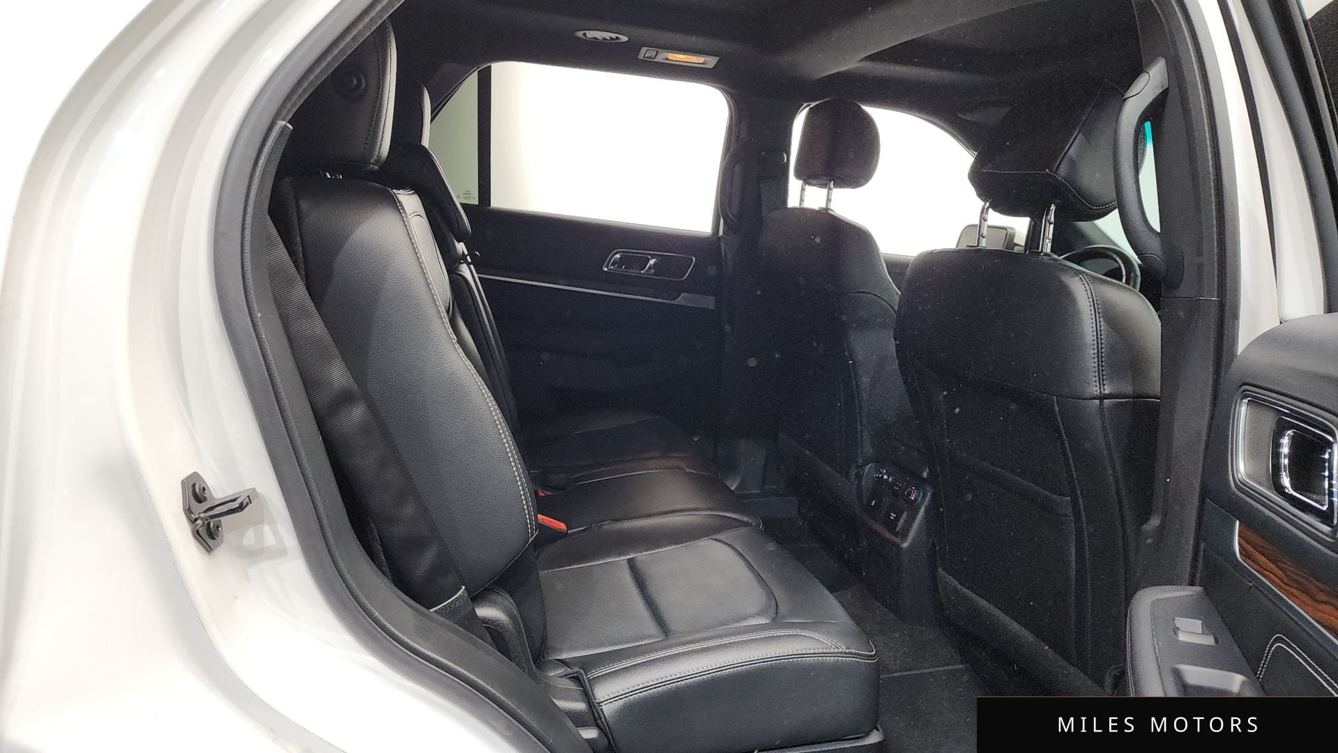 Ford Explorer 2016 — миниатюра 11