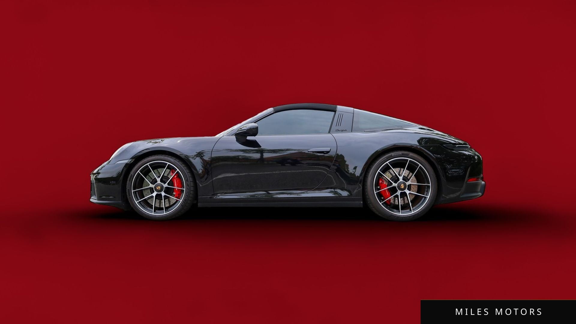 Porsche 911 (992) 2025 — фото 1 из 12