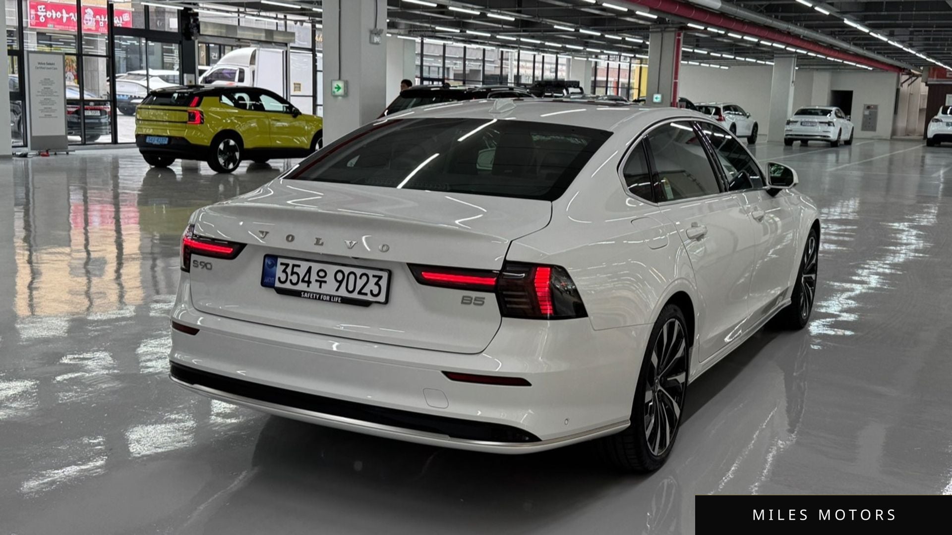 Volvo S90 2026 — миниатюра 2