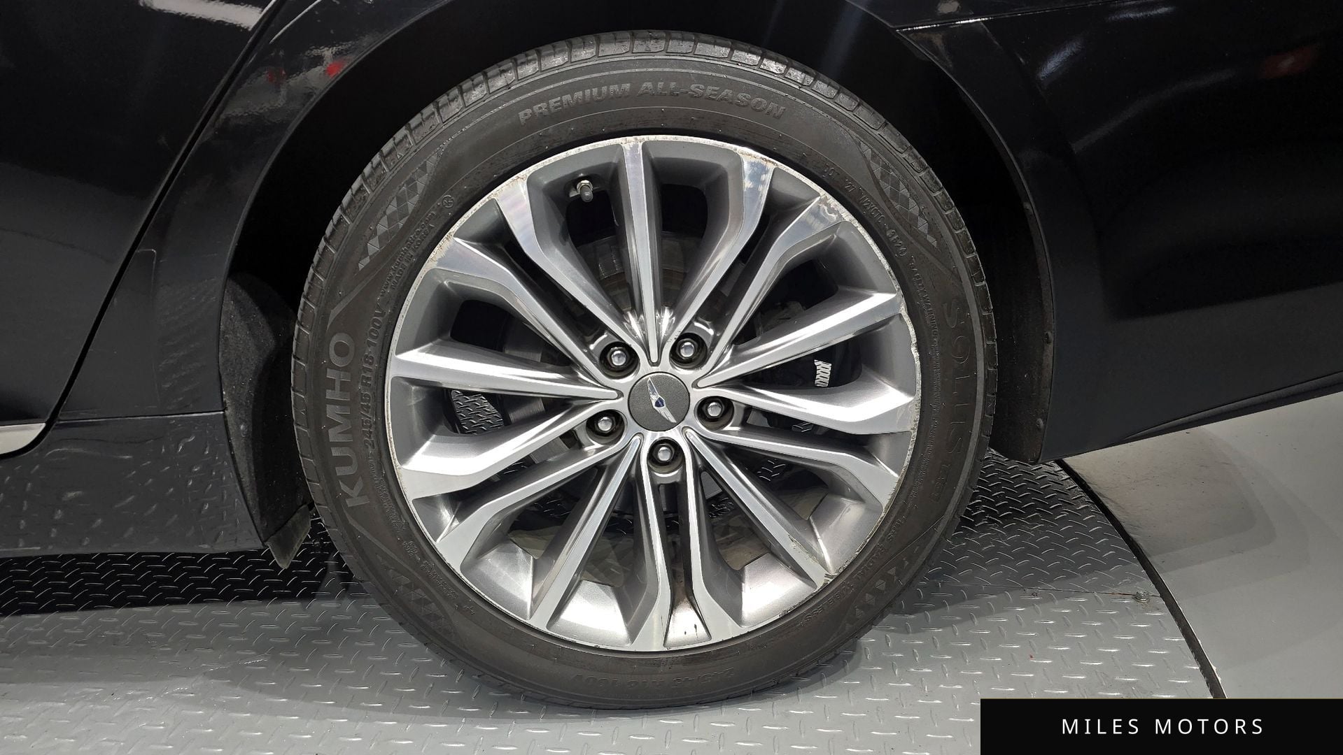 Hyundai Genesis 2015 — миниатюра 7