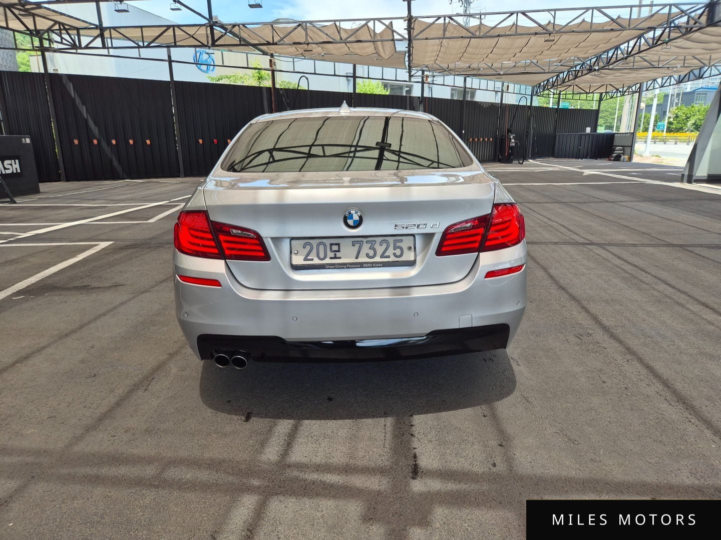 BMW 5 Series (F10) 2011 — миниатюра 5