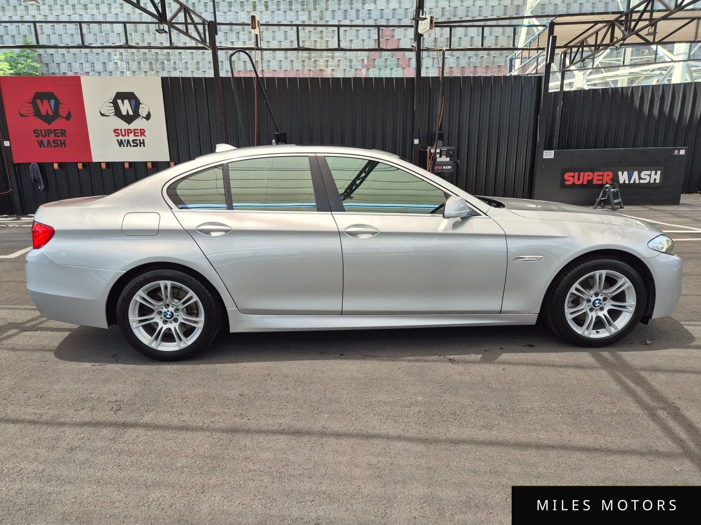 BMW 5 Series (F10) 2011 — миниатюра 7