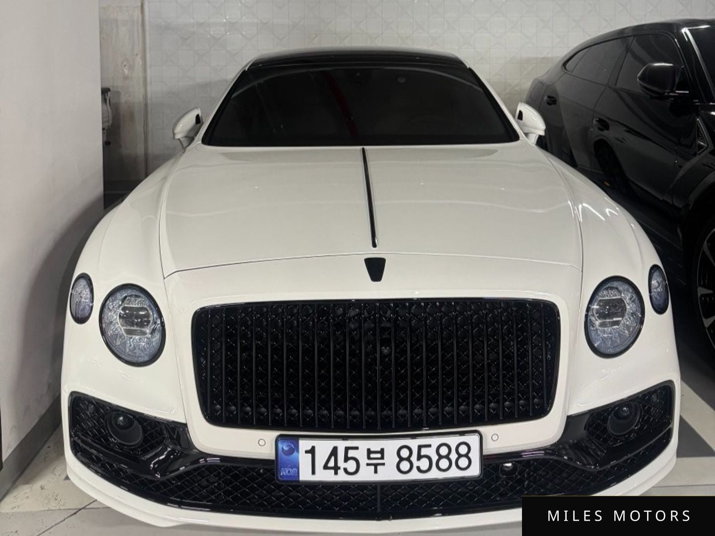 Bentley Flying Spur 2021 — миниатюра 2