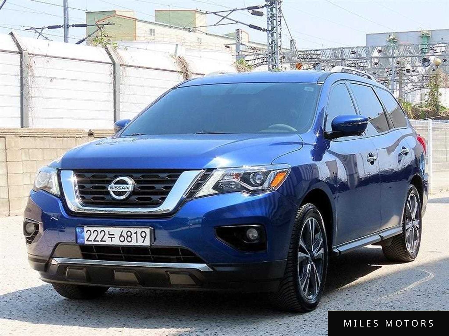 Nissan Pathfinder 2017 — миниатюра 2