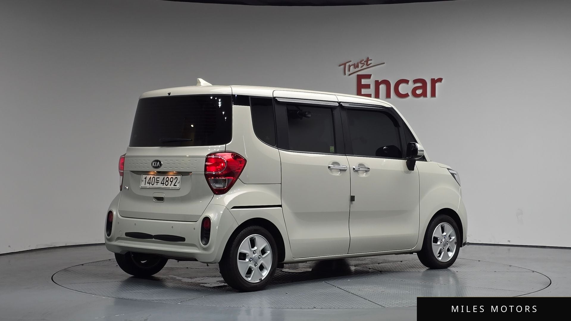 Kia RAY 2021 — фото 1 из 12