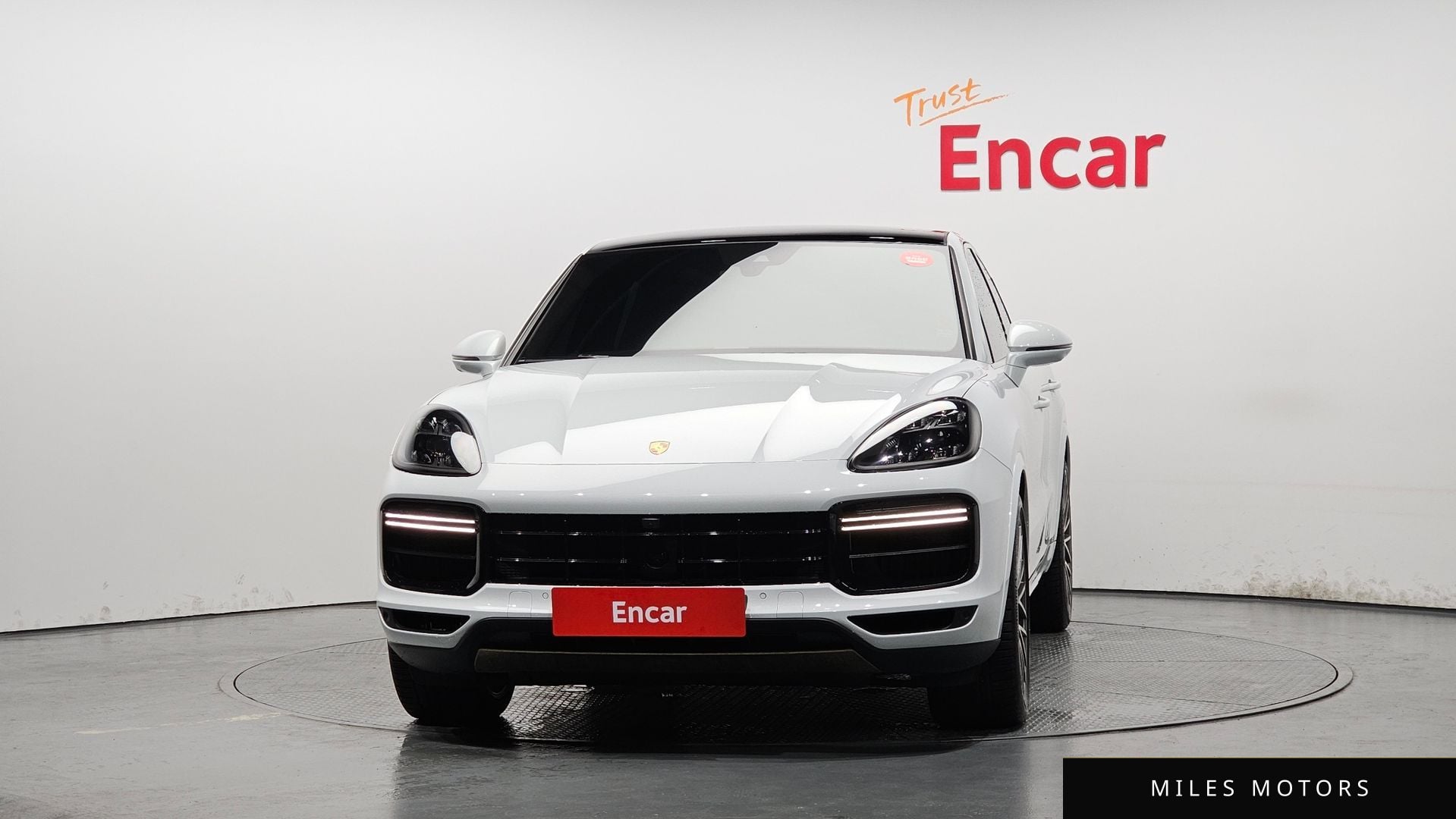 Porsche Cayenne 2020 — миниатюра 3