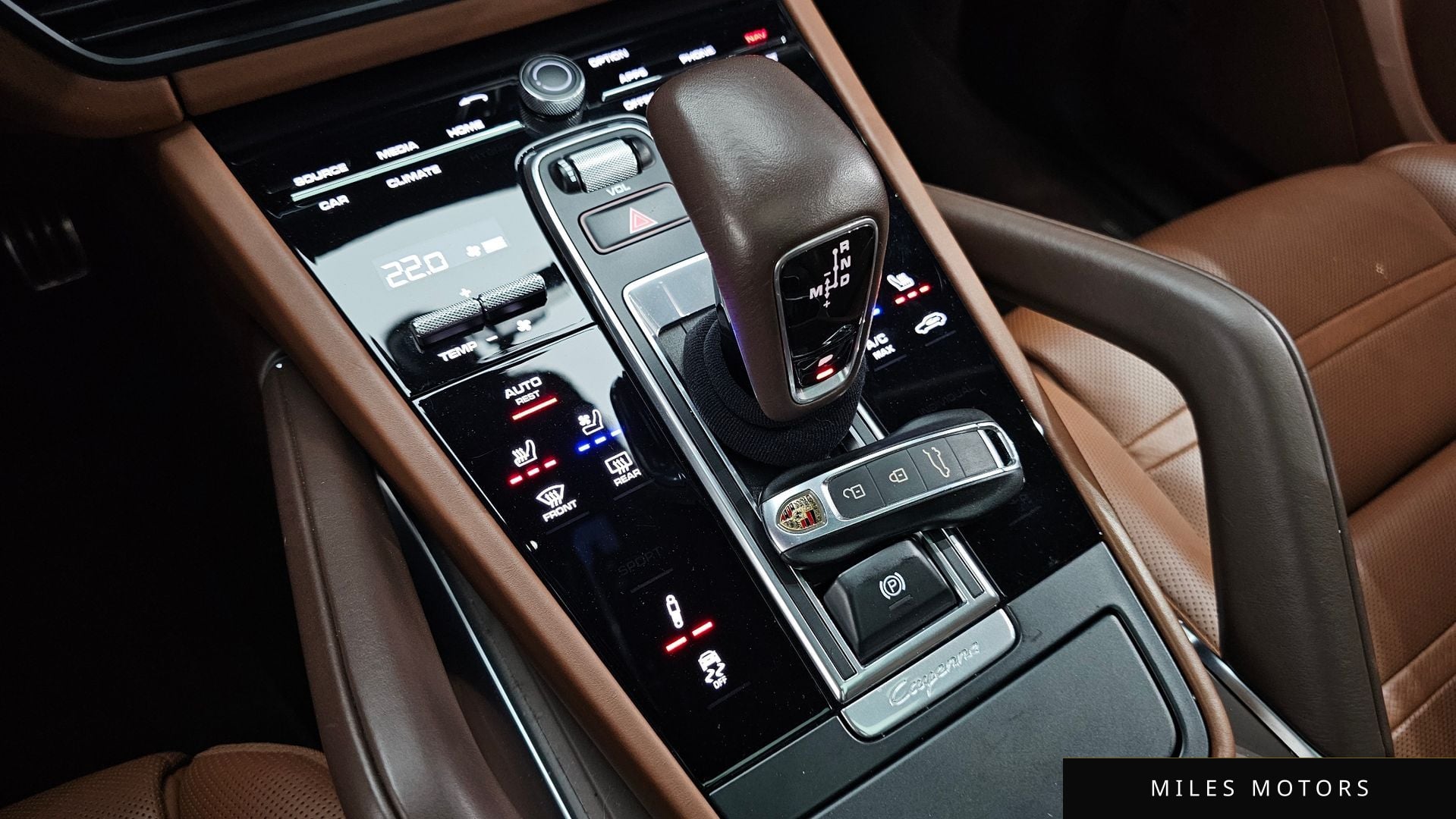 Porsche Cayenne 2020 — миниатюра 12
