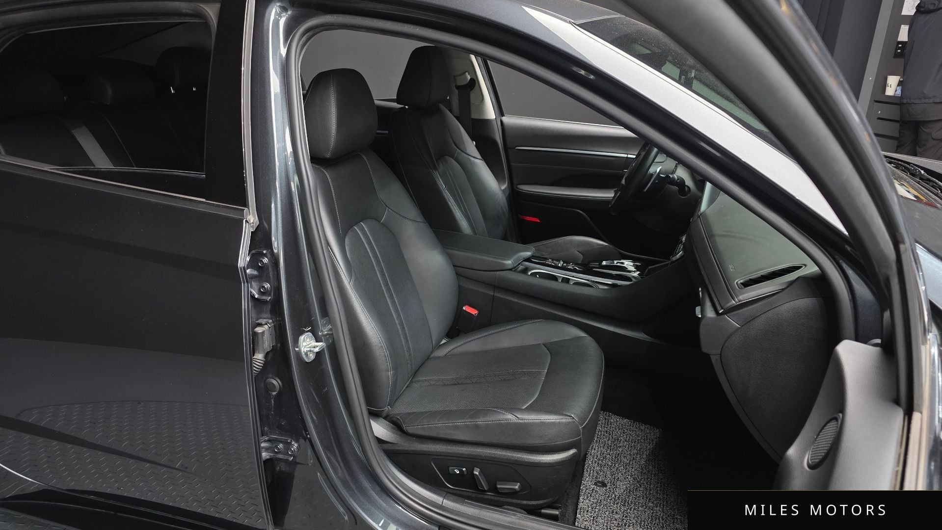 Hyundai Sonata 2022 — миниатюра 12