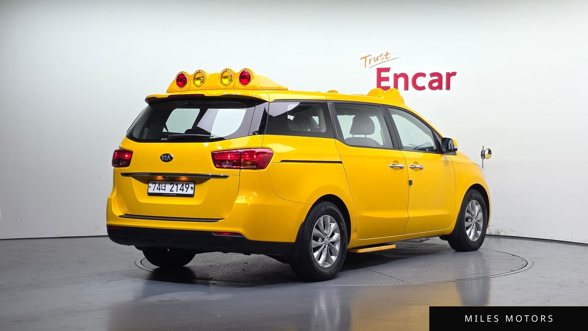 Kia Canival 2019 — миниатюра 2