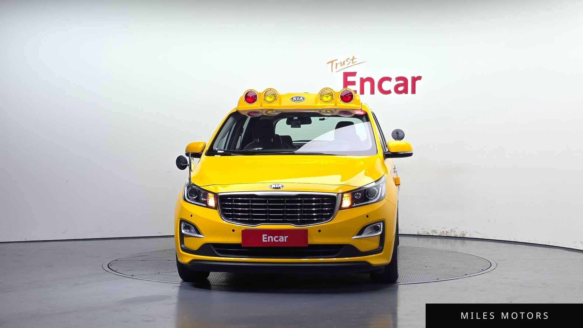 Kia Canival 2019 — миниатюра 3