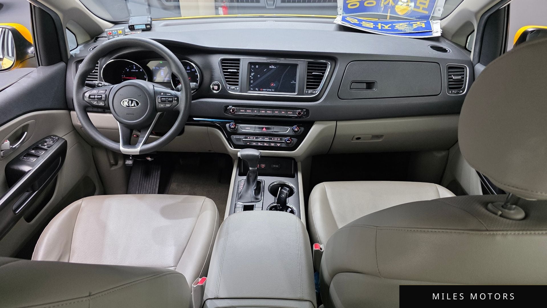 Kia Canival 2019 — миниатюра 10