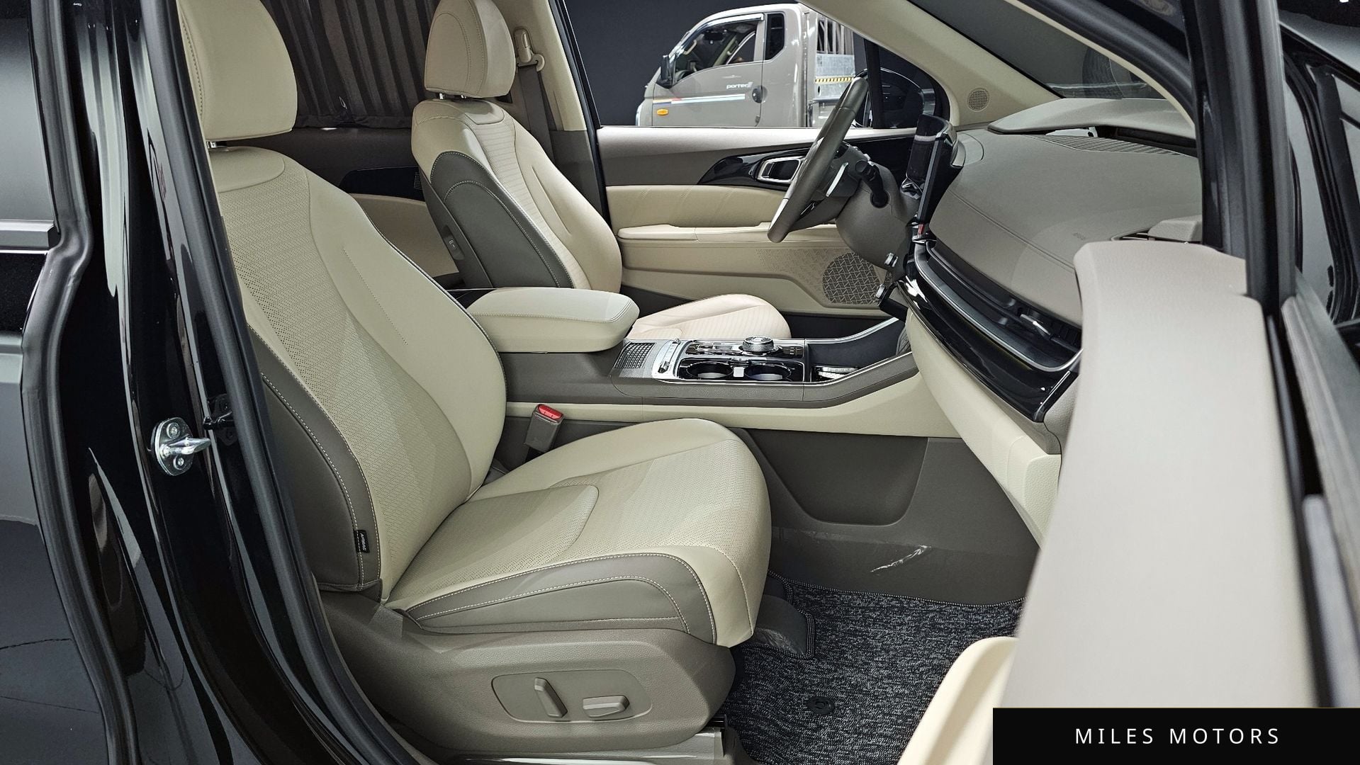 Kia Canival 2024 — миниатюра 12