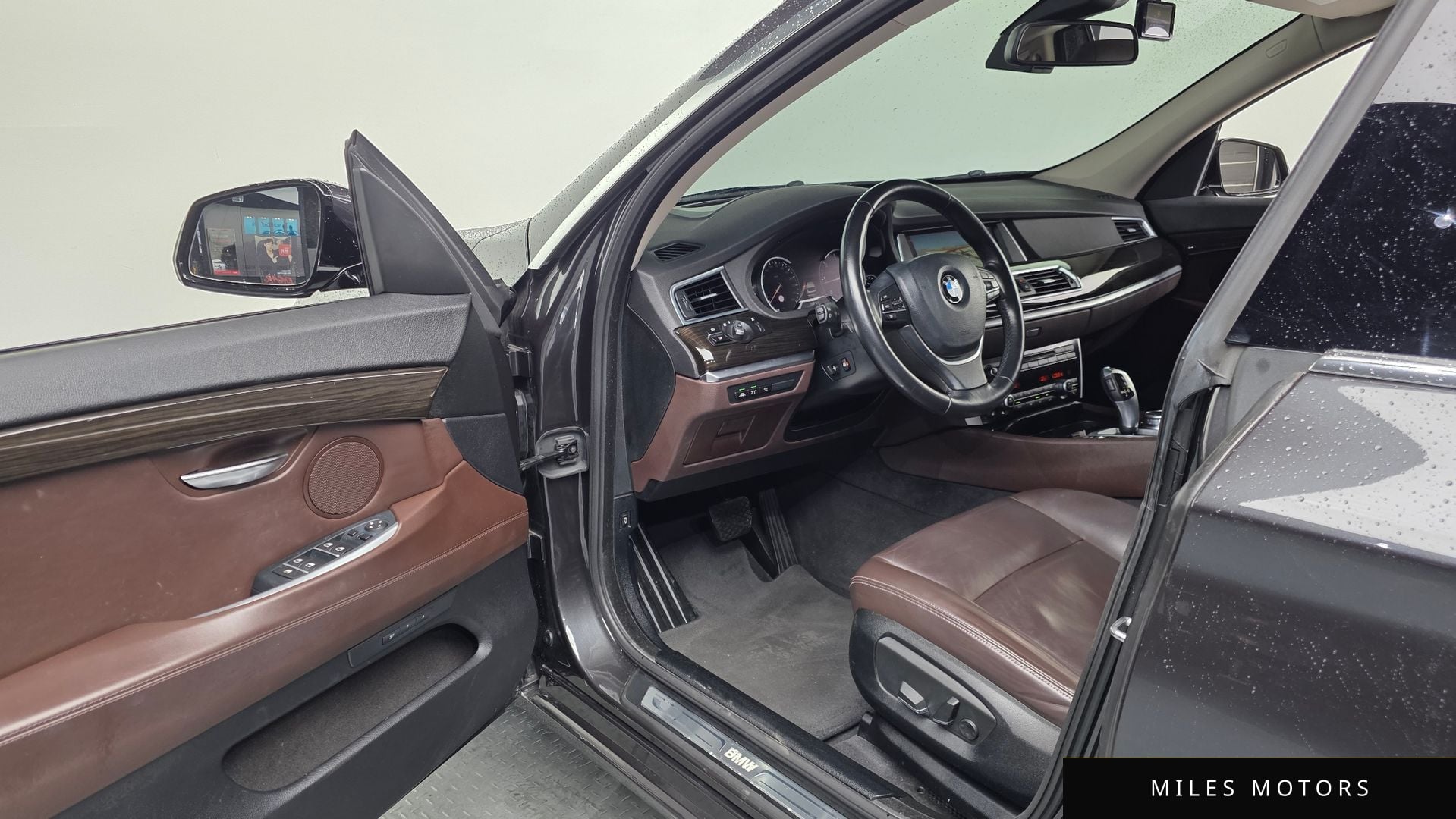 BMW 5 Series GT (F07) 2017 — миниатюра 10