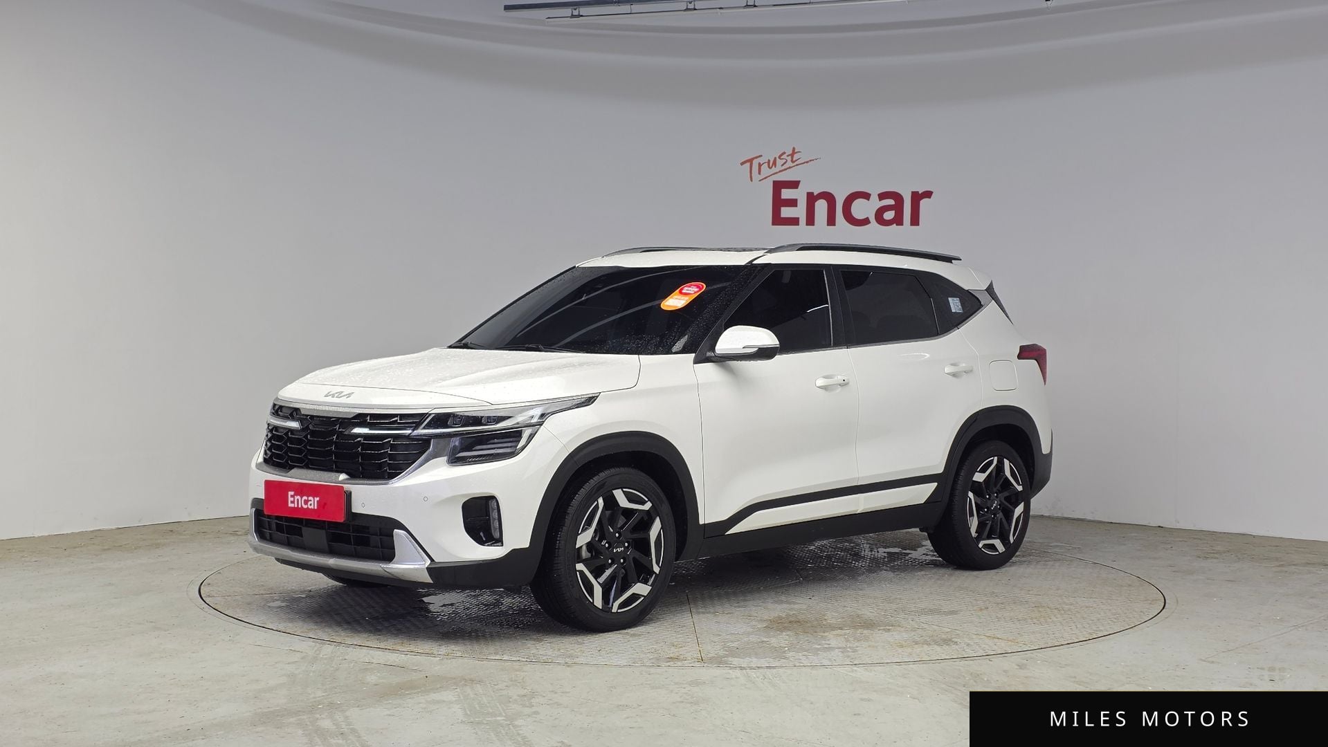 Kia Seltos 2023 — фото 1 из 12