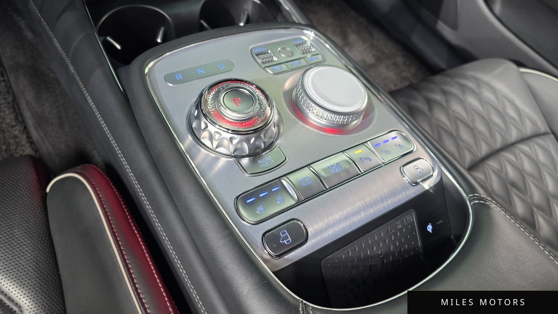 Genesis G90 (RS4) 2023 — миниатюра 12