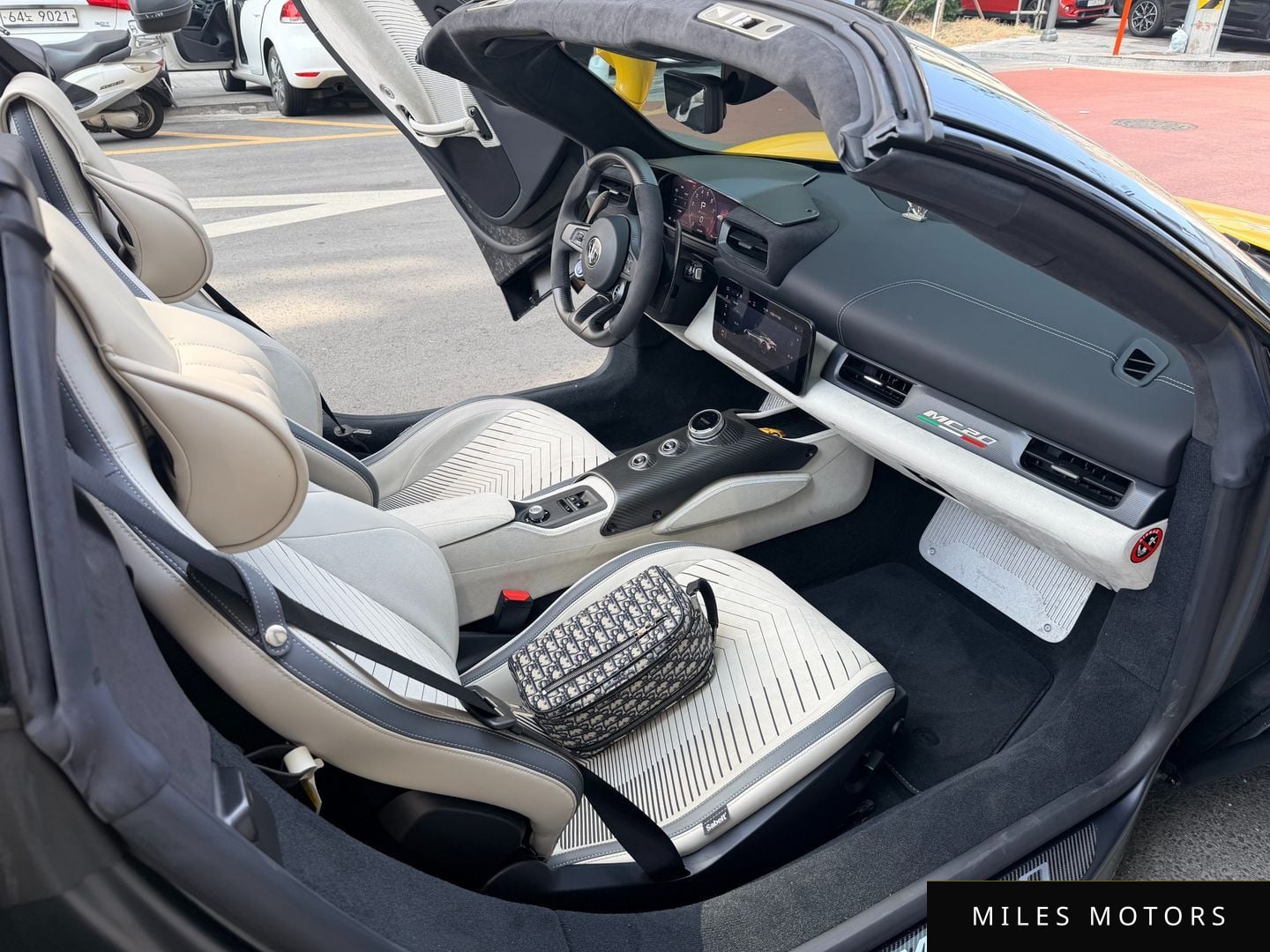 Maserati MC20 2023 — миниатюра 7