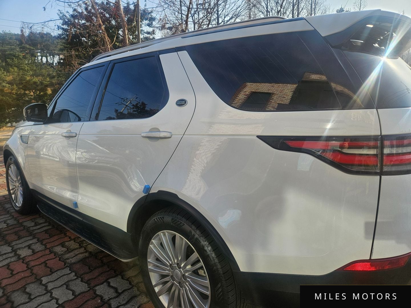 Land Rover Discovery 2018 — миниатюра 4