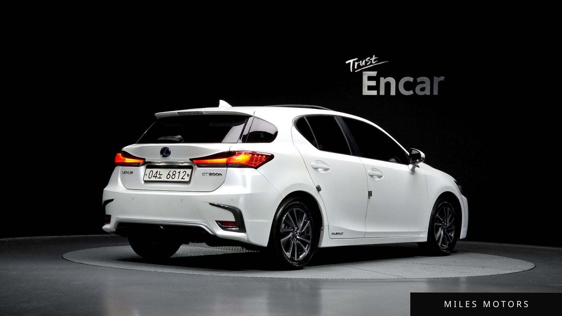 Лексус CT200h 2020 — миниатюра 2