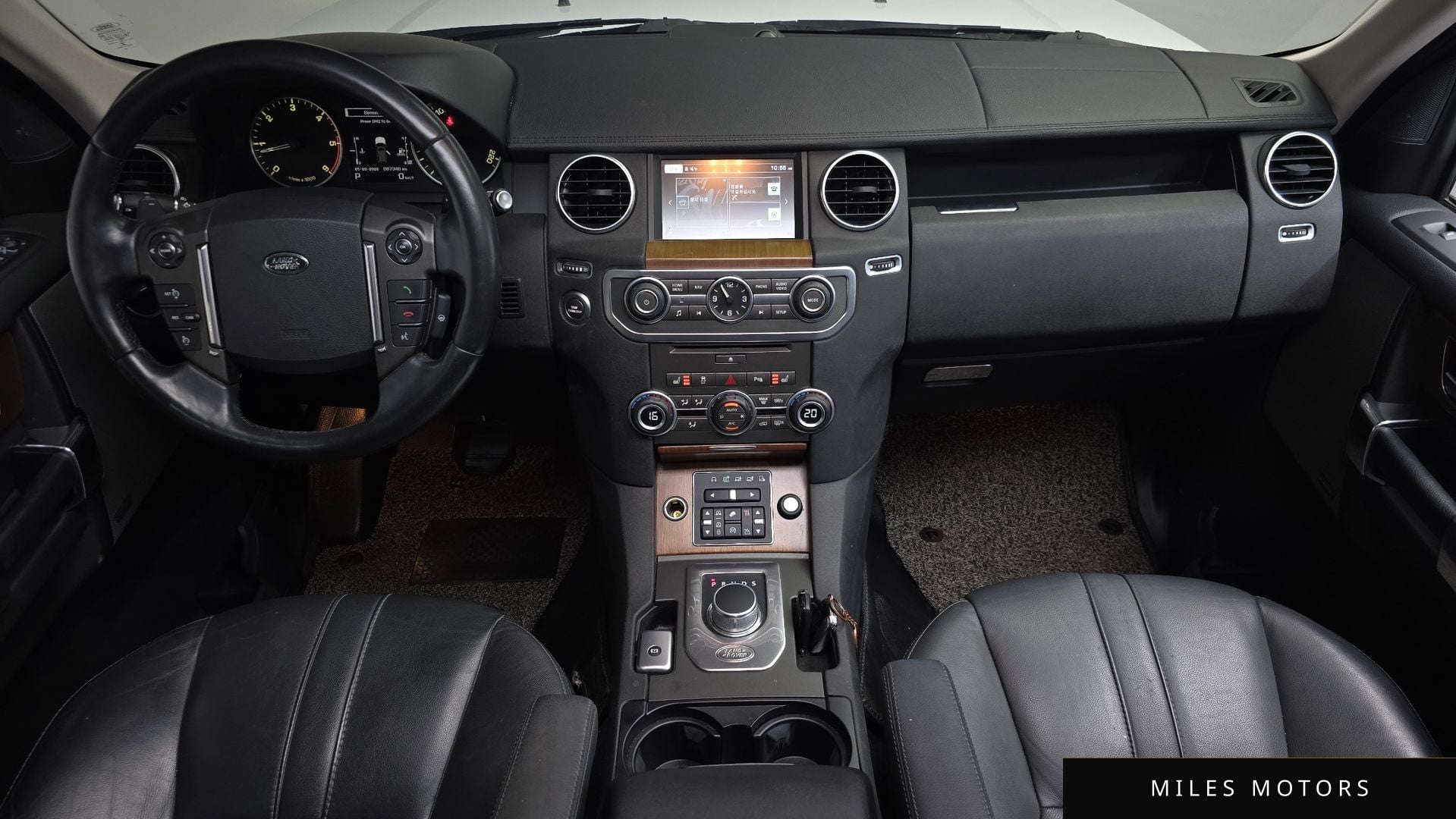 Land Rover Discovery 2016 — миниатюра 7