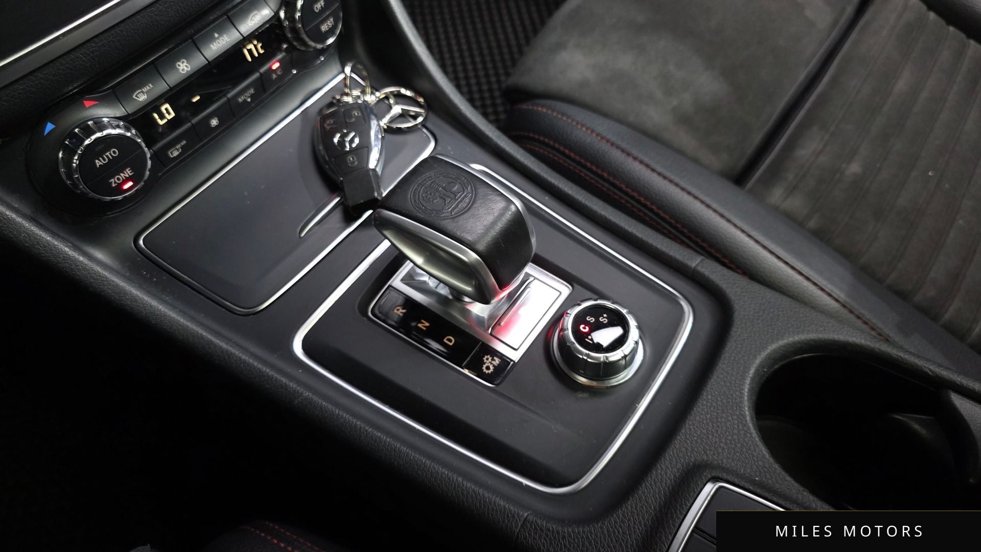 Mercedes-Benz GLA-Class X156 2019 — миниатюра 12
