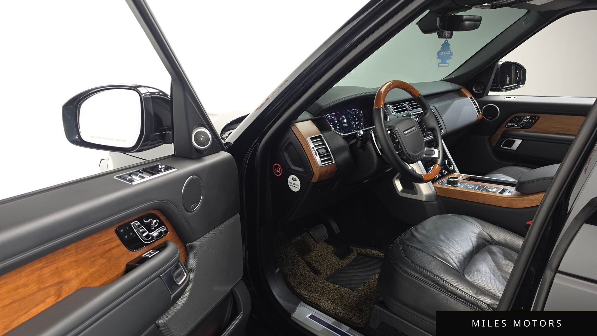 Land Rover Range Rover 2021 — миниатюра 12