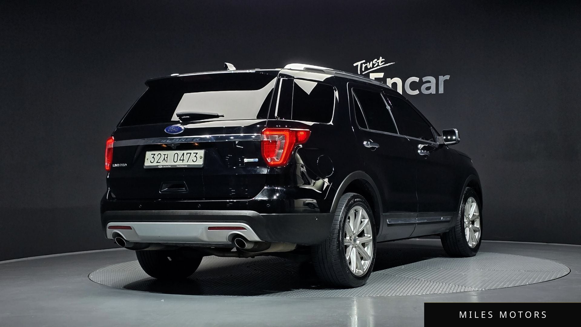 Ford Explorer 2016 — миниатюра 2