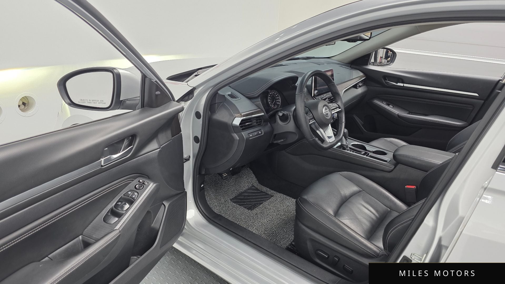 Nissan Altima 2019 — миниатюра 10