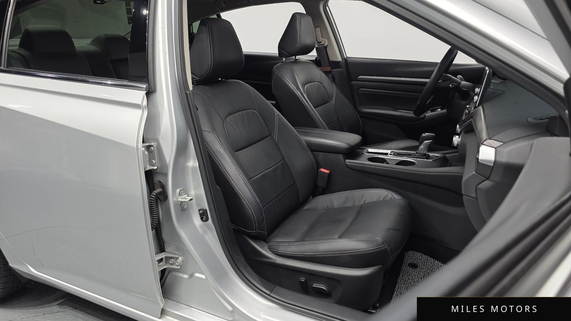 Nissan Altima 2019 — миниатюра 12