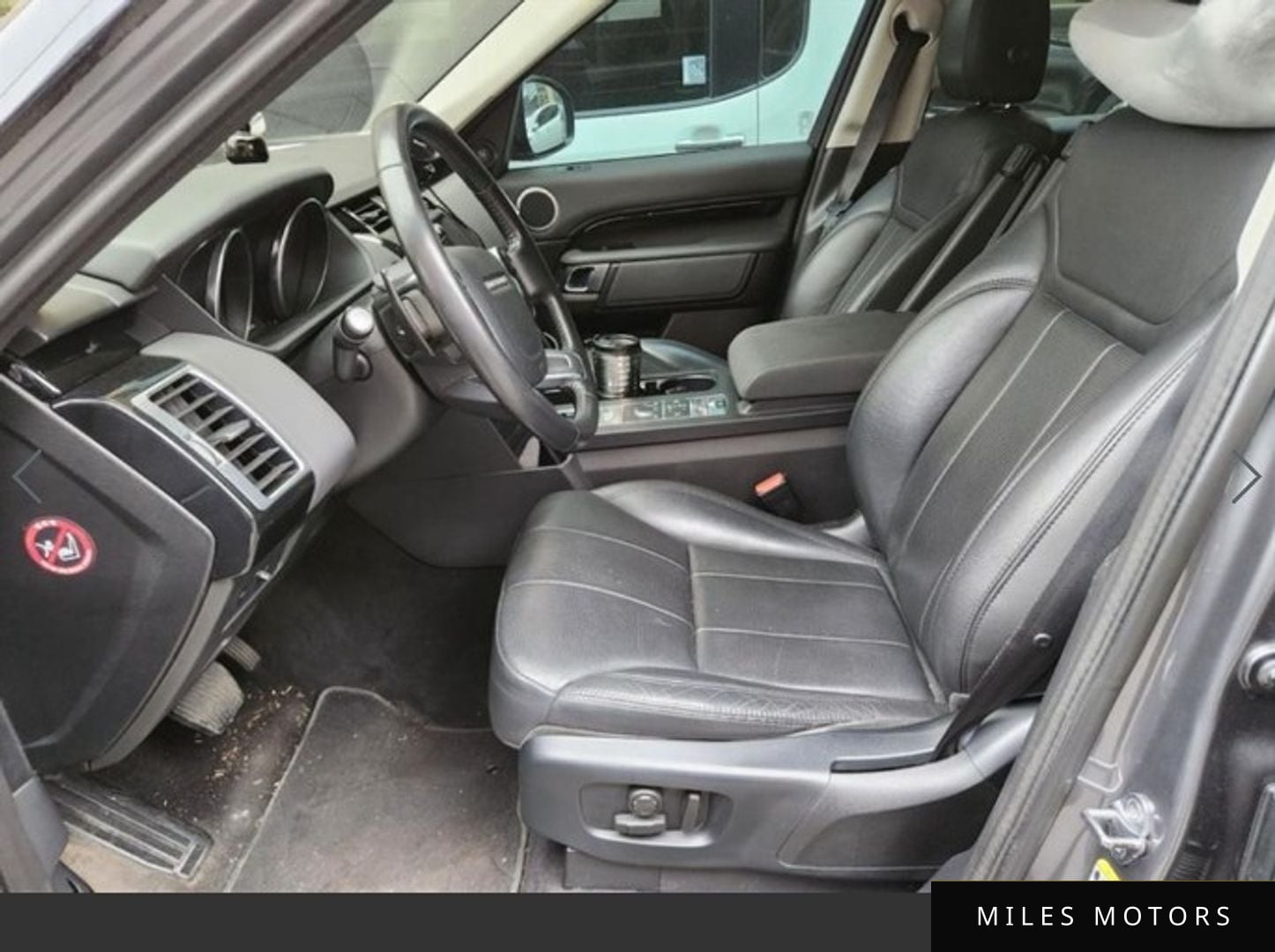Land Rover Discovery 2019 — миниатюра 4