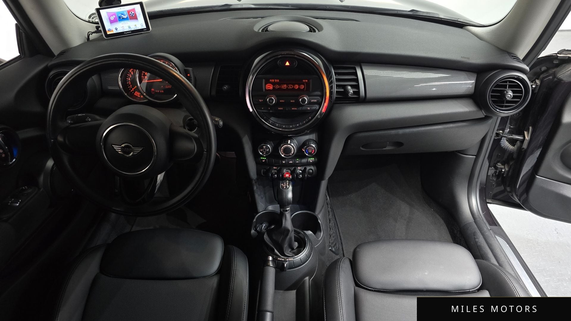 MINI Cooper 2015 — миниатюра 9