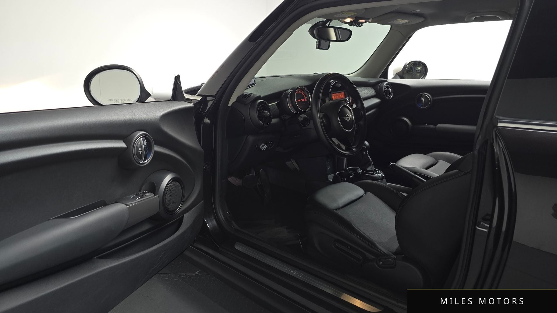 MINI Cooper 2015 — миниатюра 12