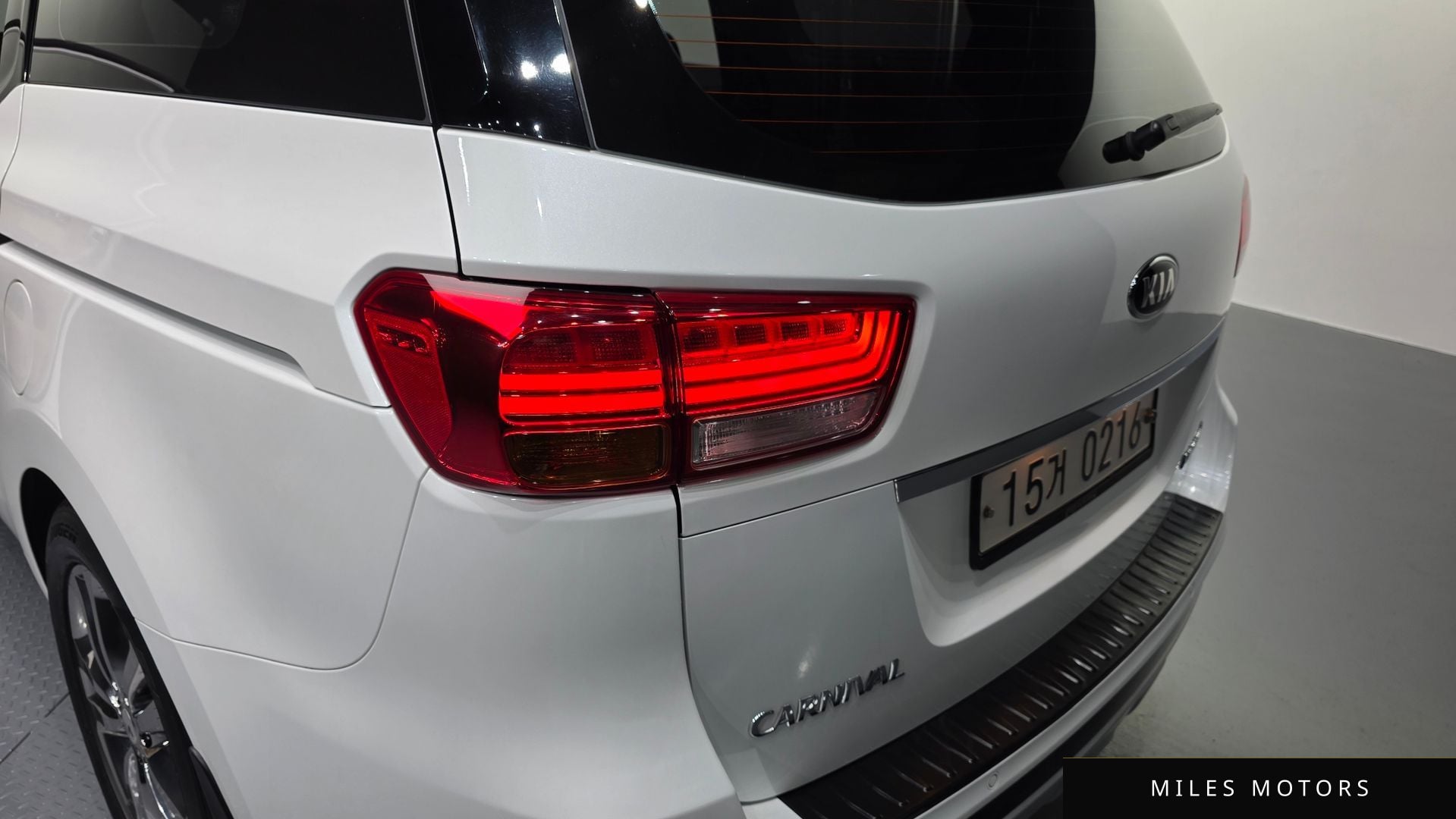 Kia Canival 2017 — миниатюра 9