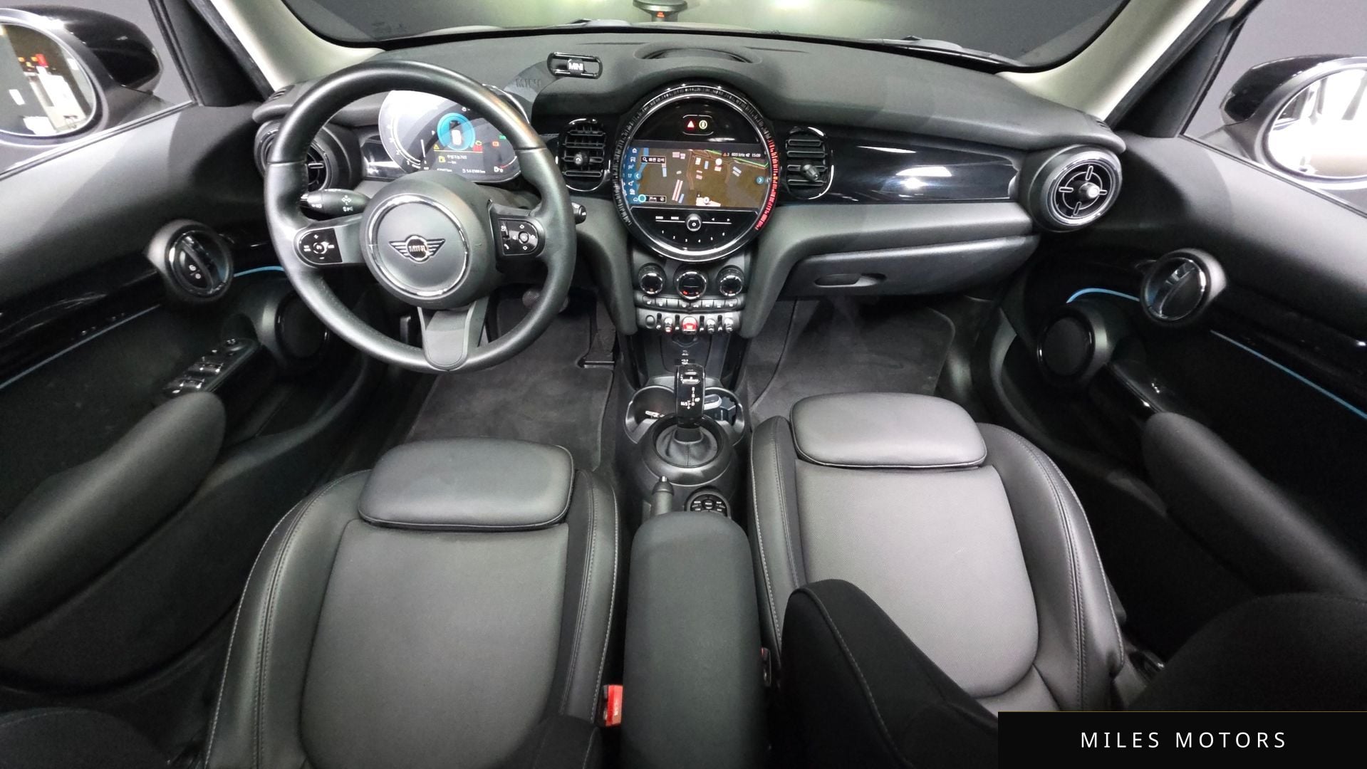 MINI Cooper 2022 — миниатюра 10