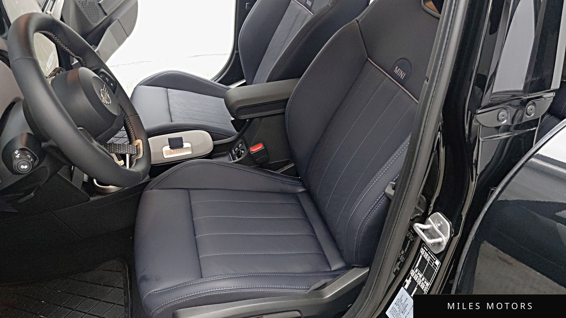 MINI Cooper S 2025 — миниатюра 6