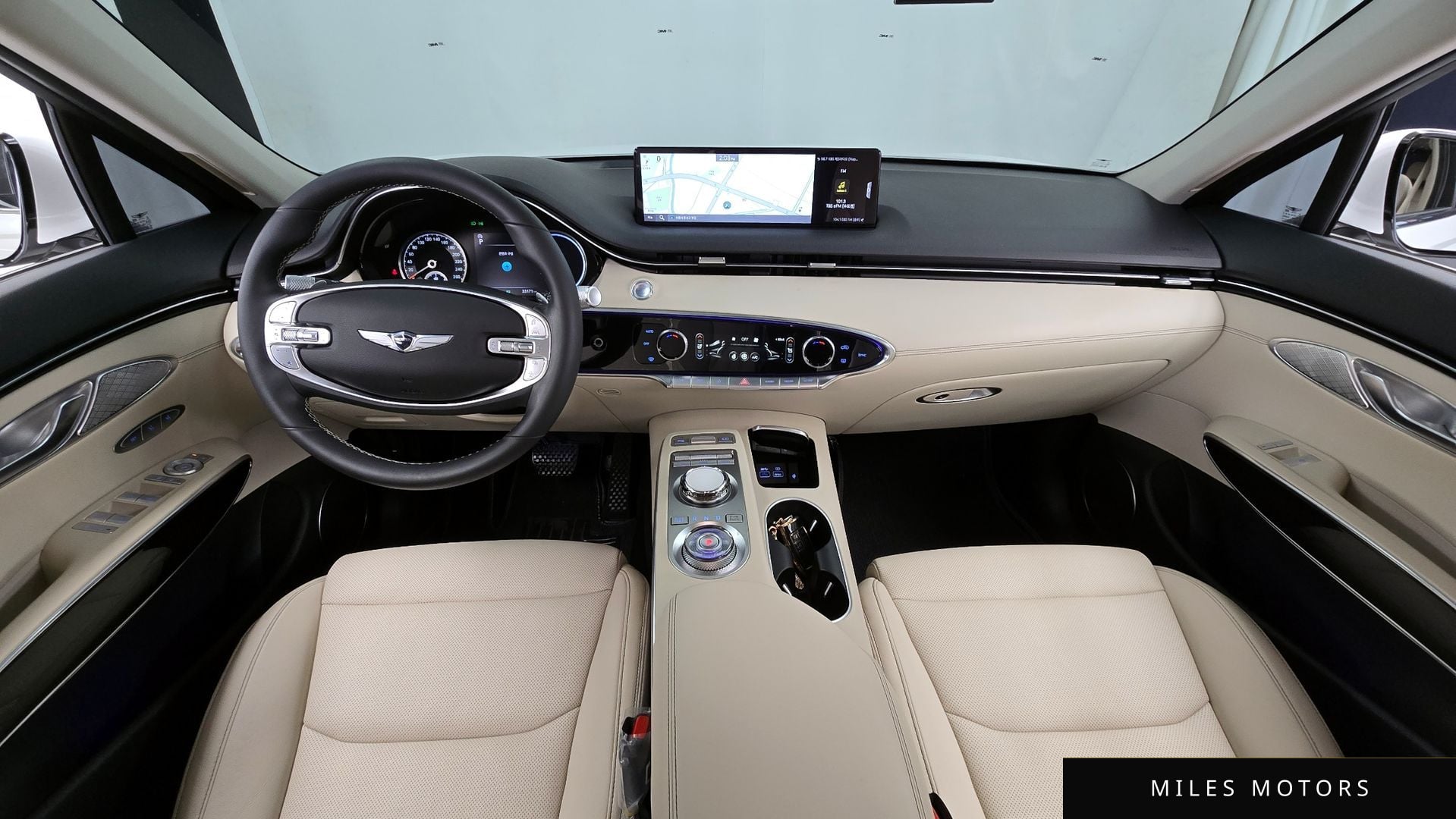 Genesis GV70 2023 — миниатюра 10
