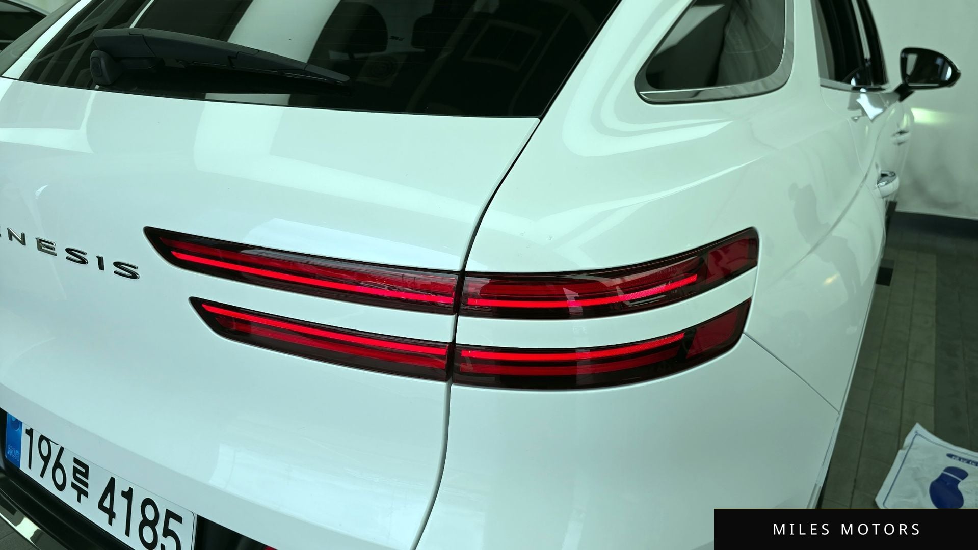 Genesis GV70 2023 — миниатюра 9
