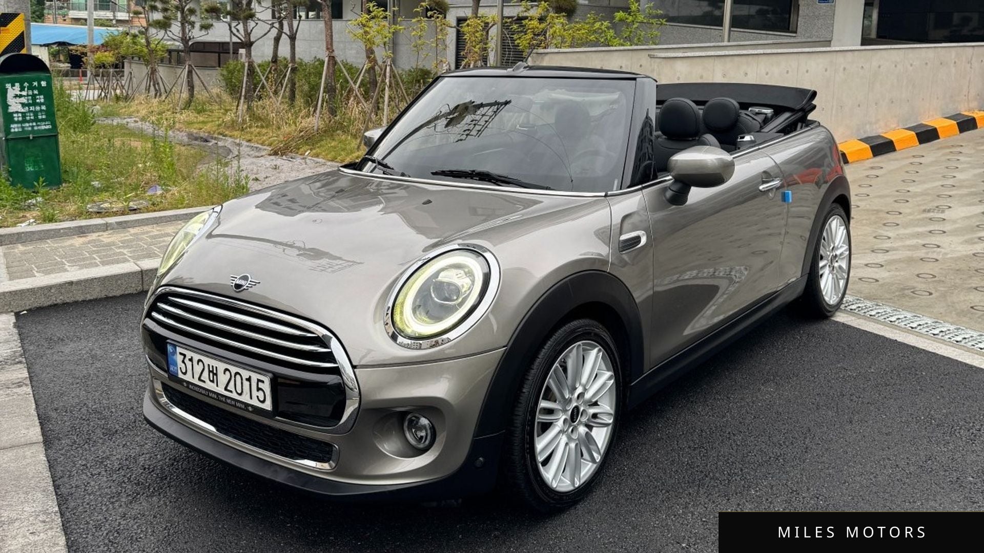 MINI Cooper Convertible 2020 — миниатюра 3