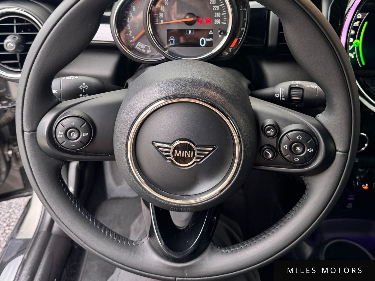 MINI Cooper Convertible 2020 — миниатюра 12
