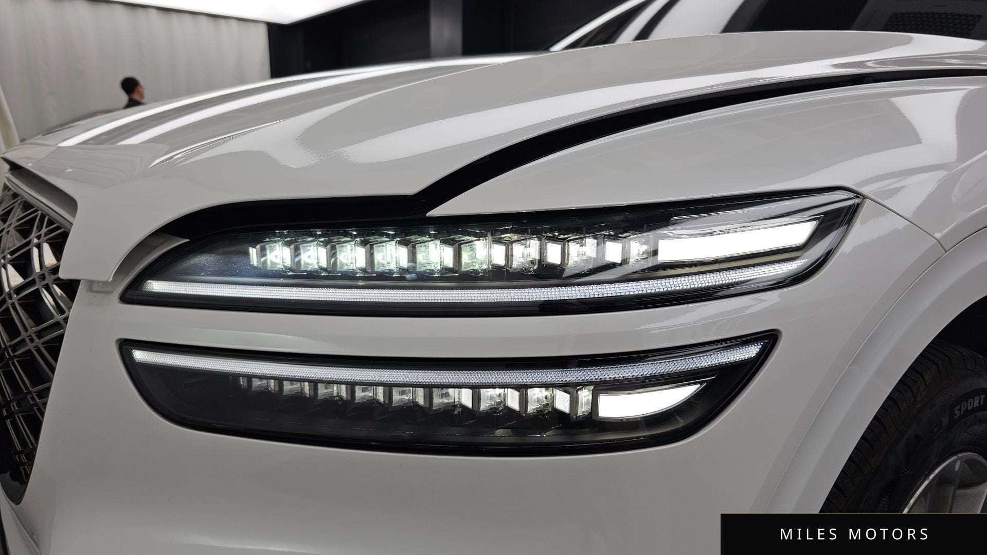 Genesis GV70 2025 — миниатюра 8