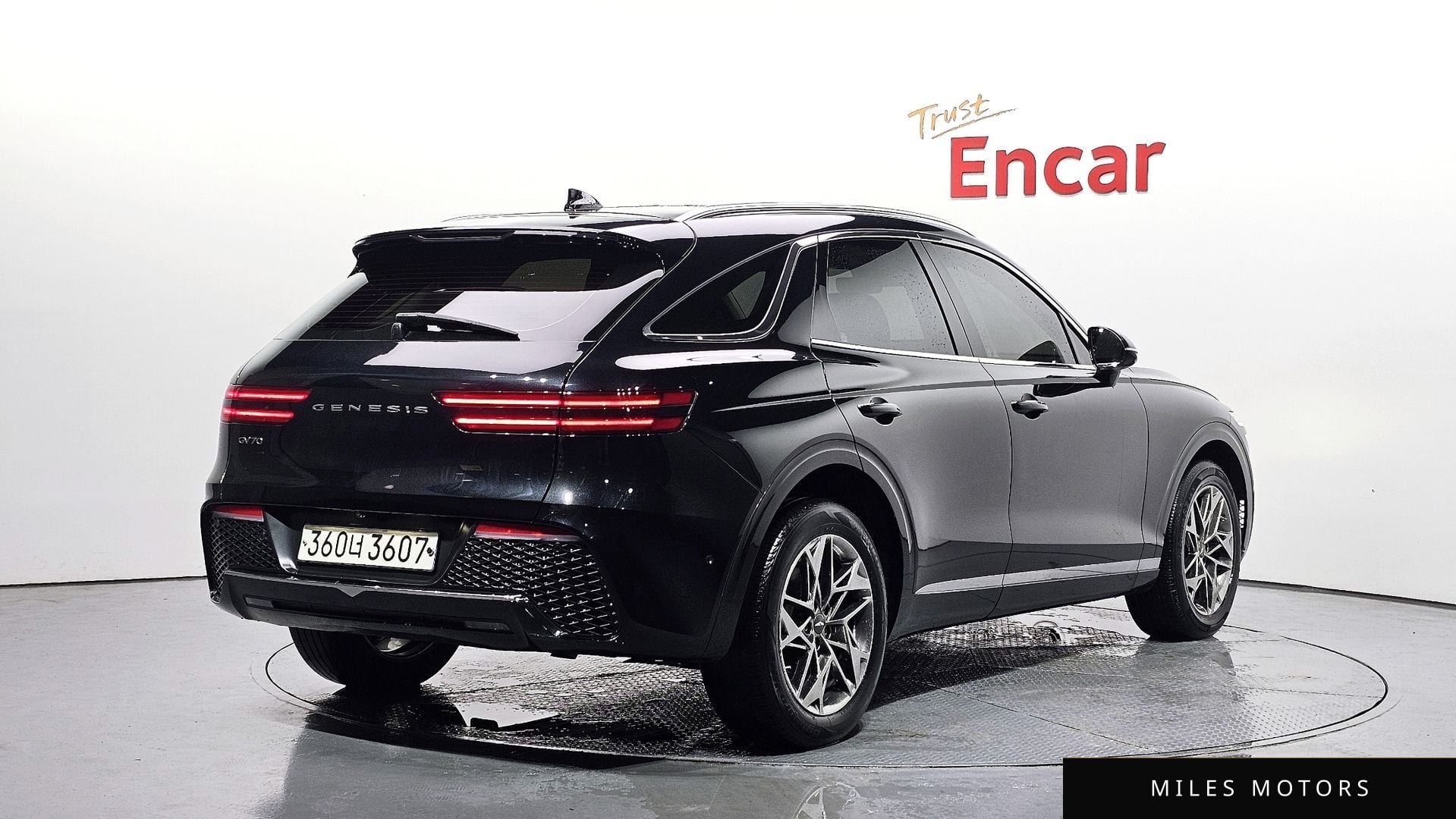 Genesis GV70 2021 — миниатюра 2