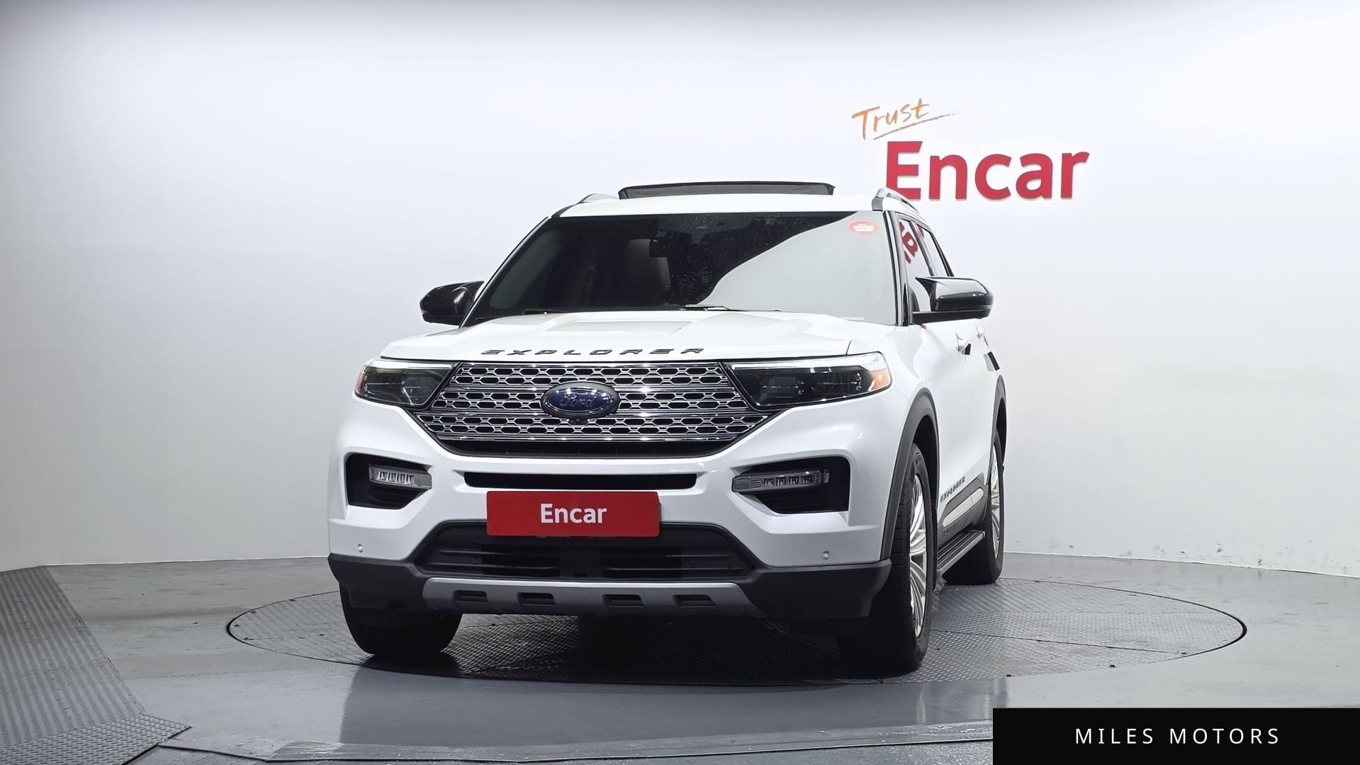 Ford Explorer 2020 — миниатюра 3