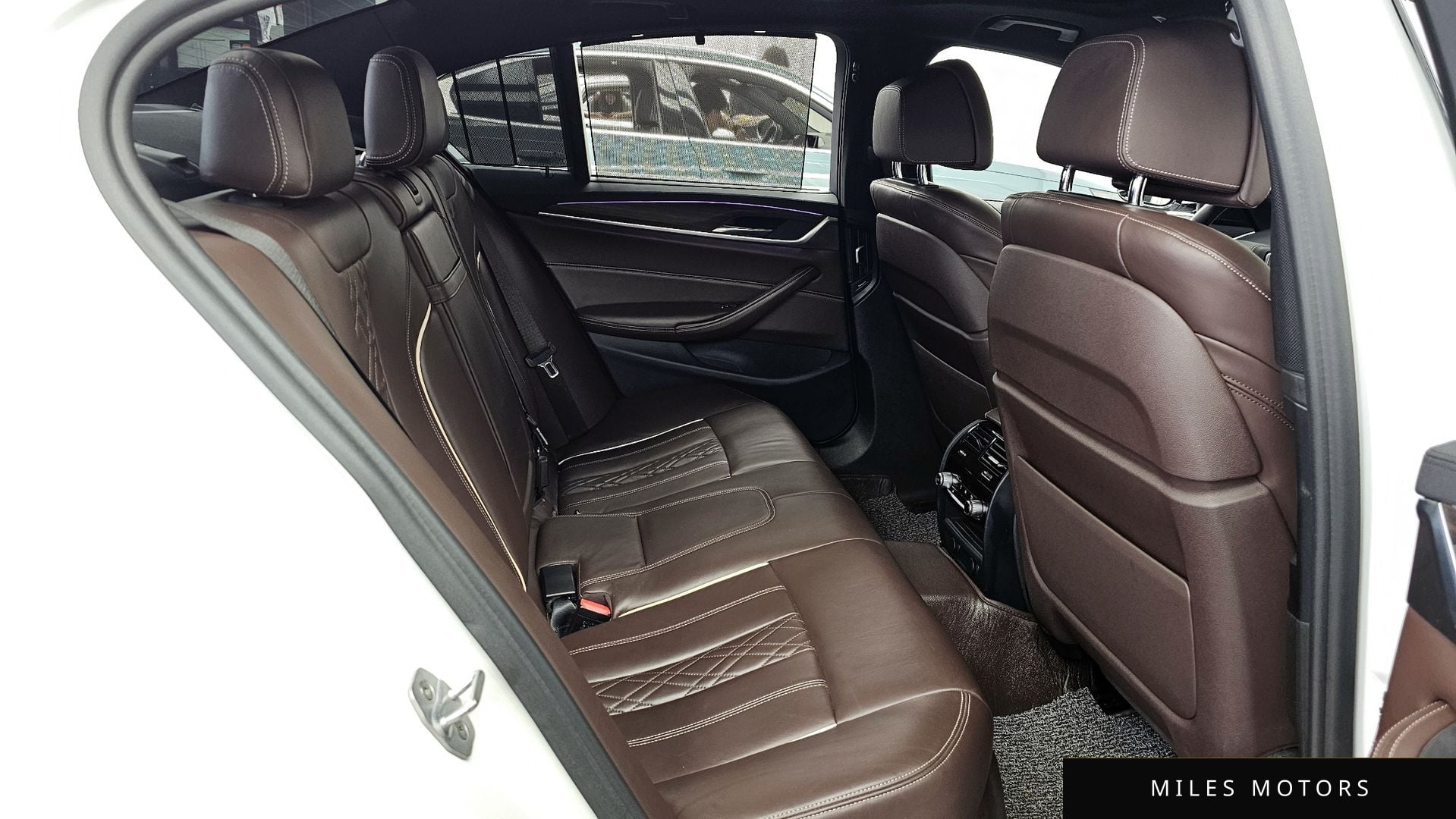 BMW 5 Series (G30) 2018 — миниатюра 12
