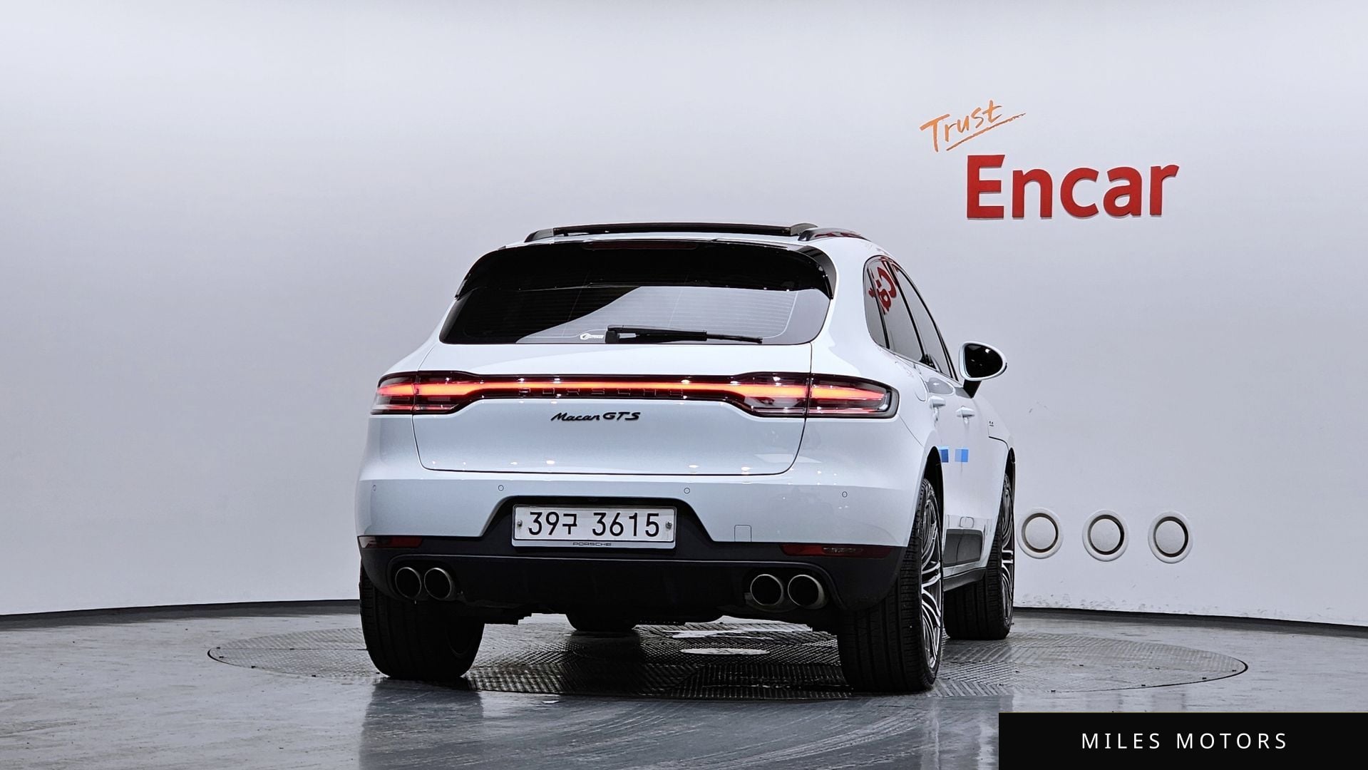 Porsche Macan 2017 — миниатюра 4