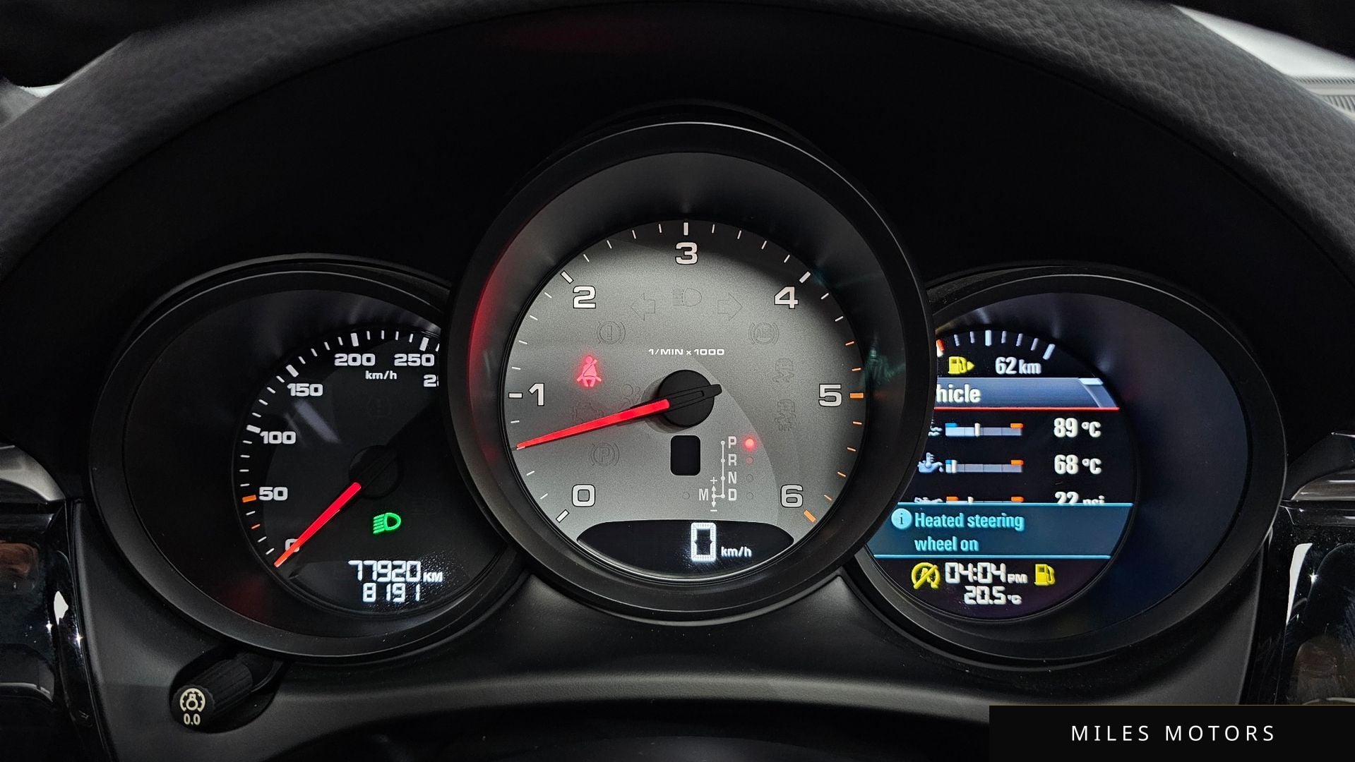 Porsche Macan 2017 — миниатюра 11