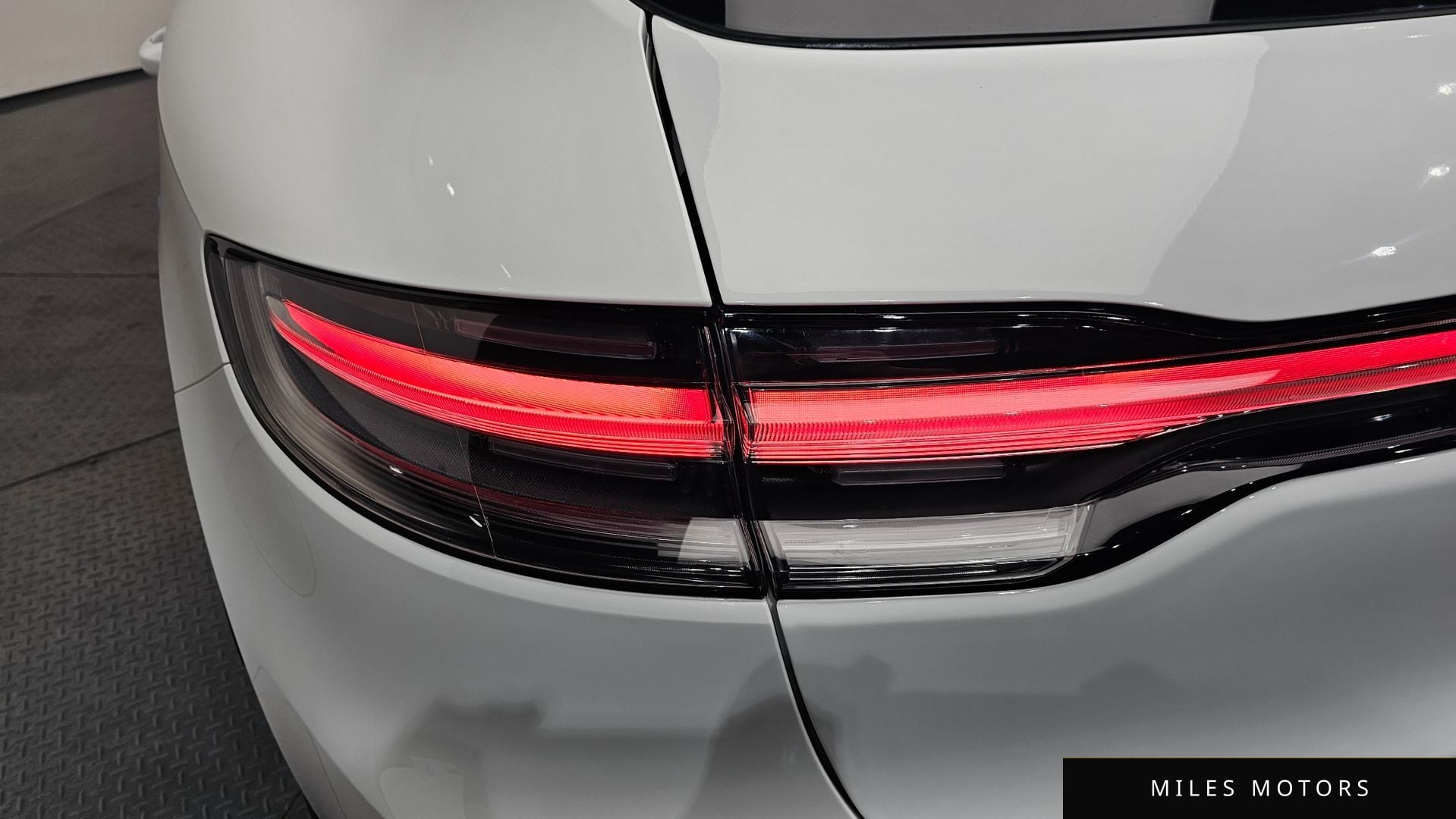 Porsche Macan 2017 — миниатюра 9
