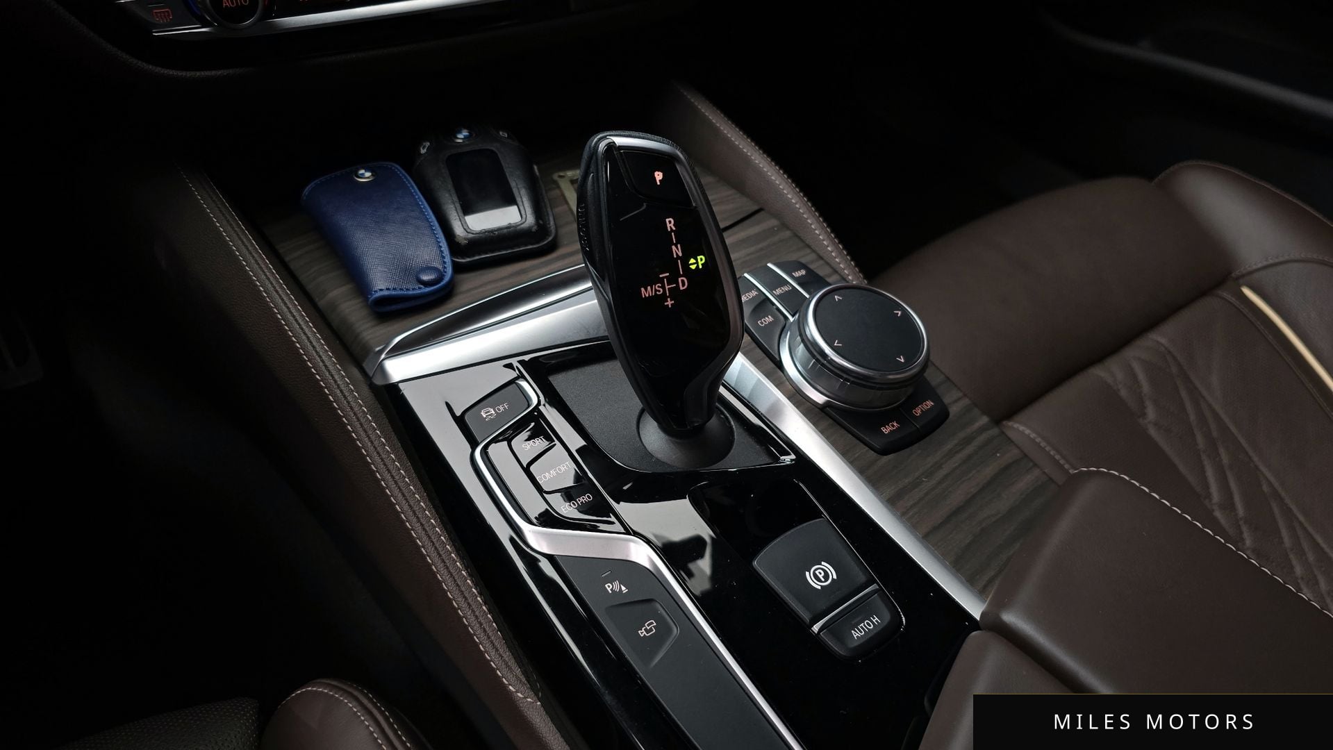 BMW 5 Series (G30) 2020 — миниатюра 12