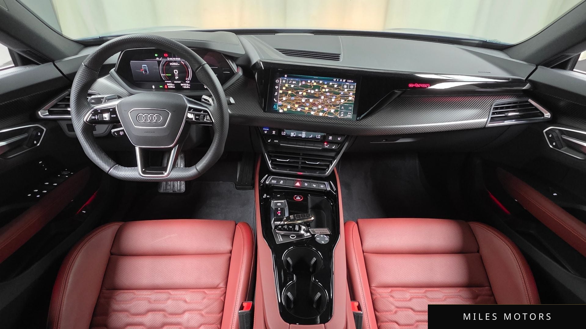 Audi e-tron GT 2022 — миниатюра 10